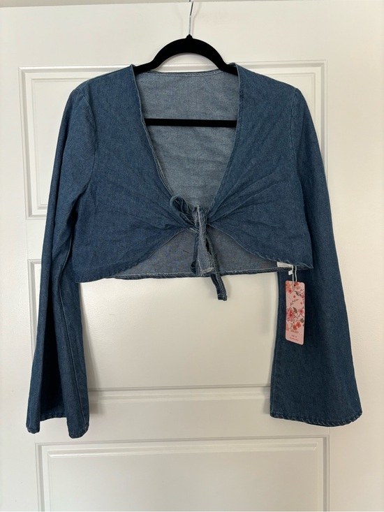 SHEIN Tops - SHEIN Blue Denim Tie-Front Long-Sleeve Crop Top